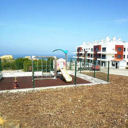 Murtinheira Apartment